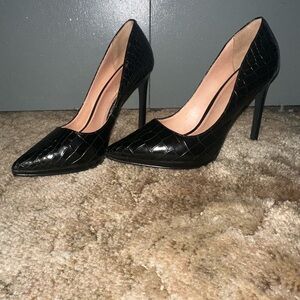 Black pointy toe heels